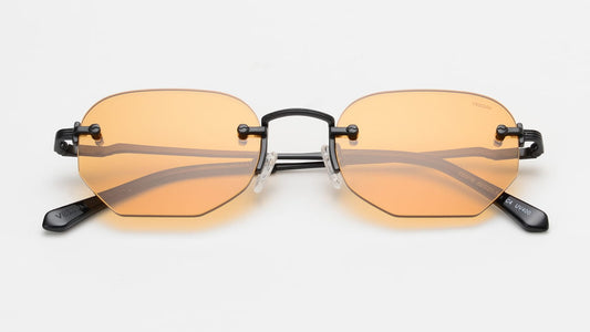VESSUM VSM 16 / C04 – Black Light Brown